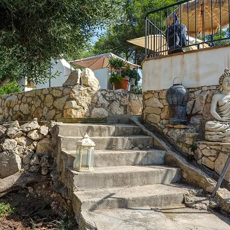 别墅 Mikasi Hills By Hello Homes 锡切斯