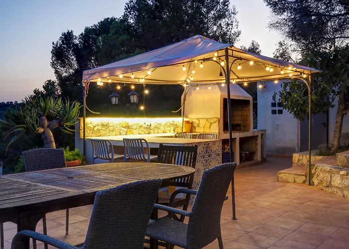 Mikasi Hills By Hello Homes Sitges